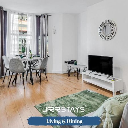 Cardiff Stylish 2 Bedroom Sleeps 6 Wi-Fi - Jrr Stays Εξωτερικό φωτογραφία