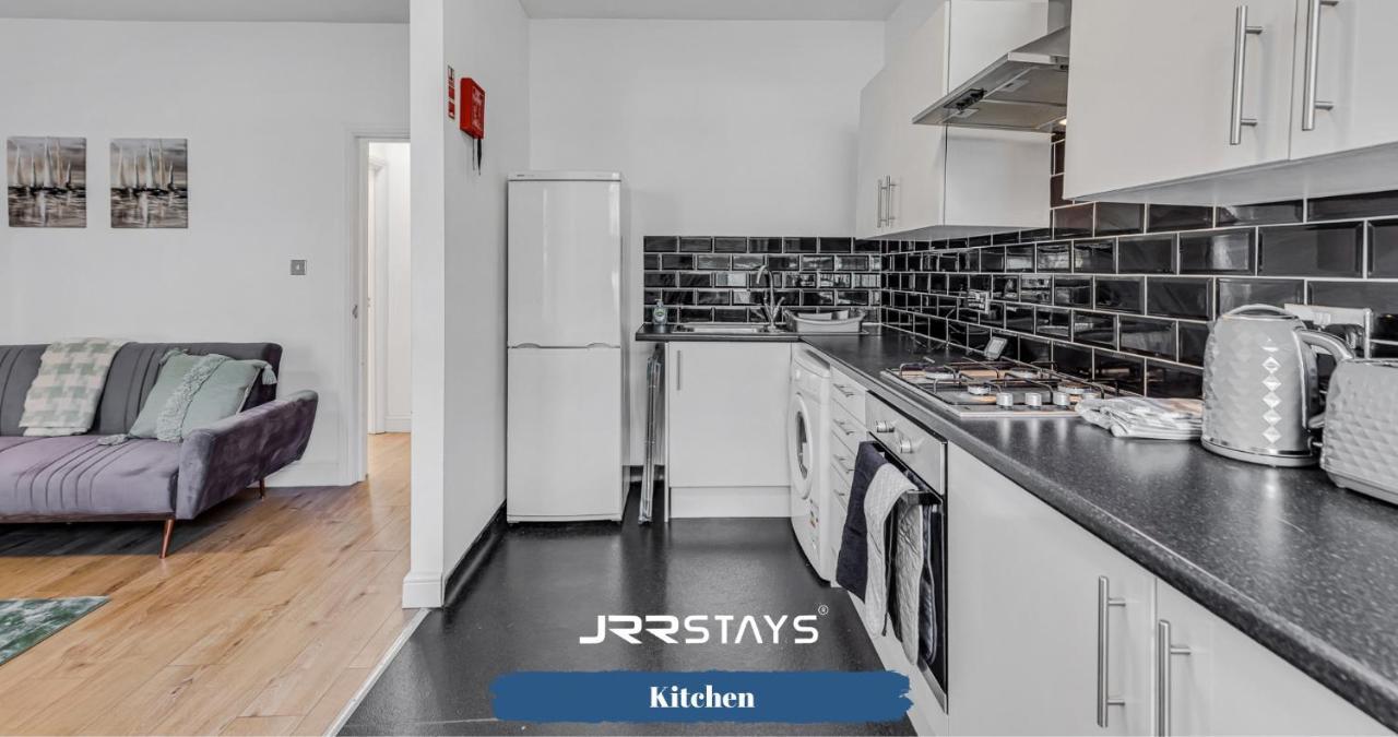 Cardiff Stylish 2 Bedroom Sleeps 6 Wi-Fi - Jrr Stays Εξωτερικό φωτογραφία