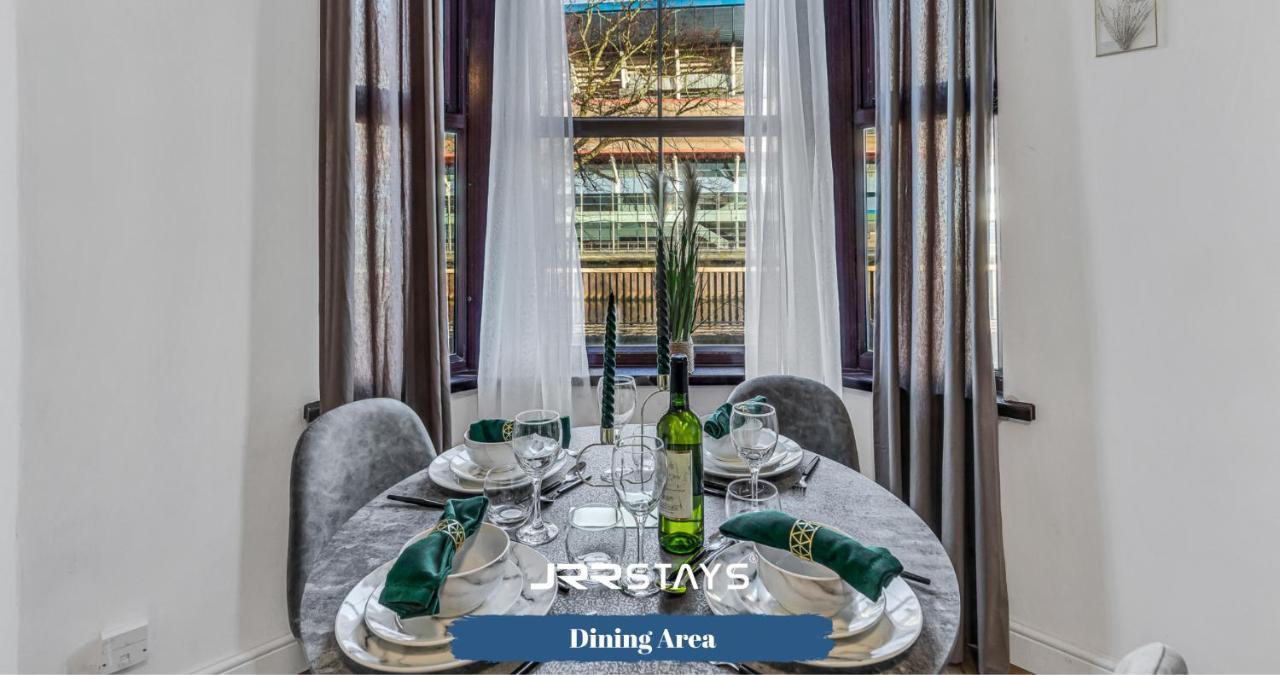 Cardiff Stylish 2 Bedroom Sleeps 6 Wi-Fi - Jrr Stays Εξωτερικό φωτογραφία