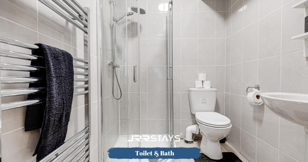 Cardiff Stylish 2 Bedroom Sleeps 6 Wi-Fi - Jrr Stays Εξωτερικό φωτογραφία